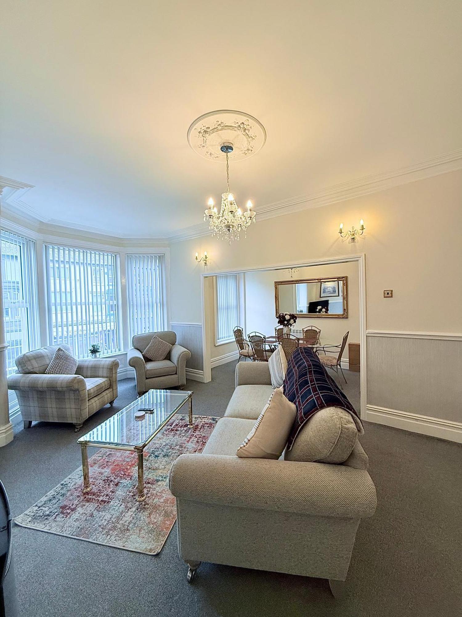 Large Luxury Apartment Blackpool Luaran gambar